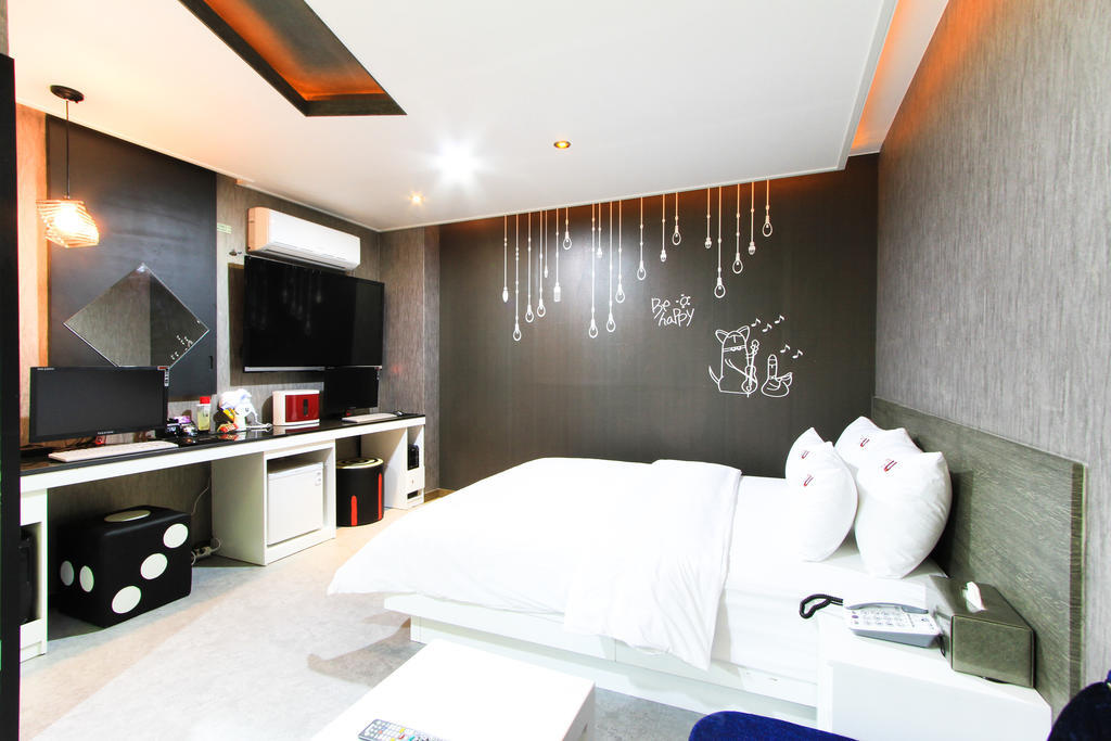 Haeundae Foru Hotel Busan Esterno foto