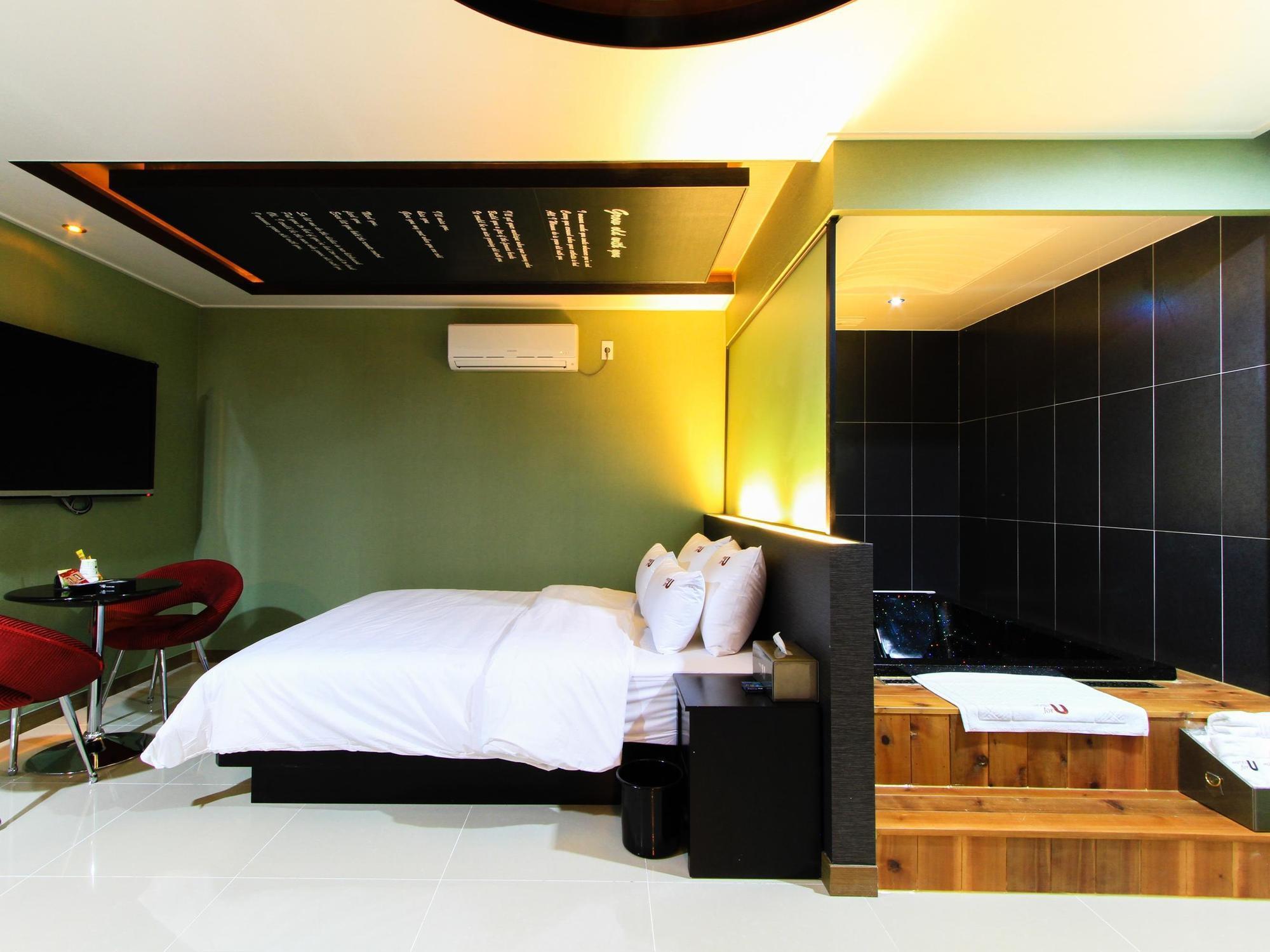 Haeundae Foru Hotel Busan Esterno foto