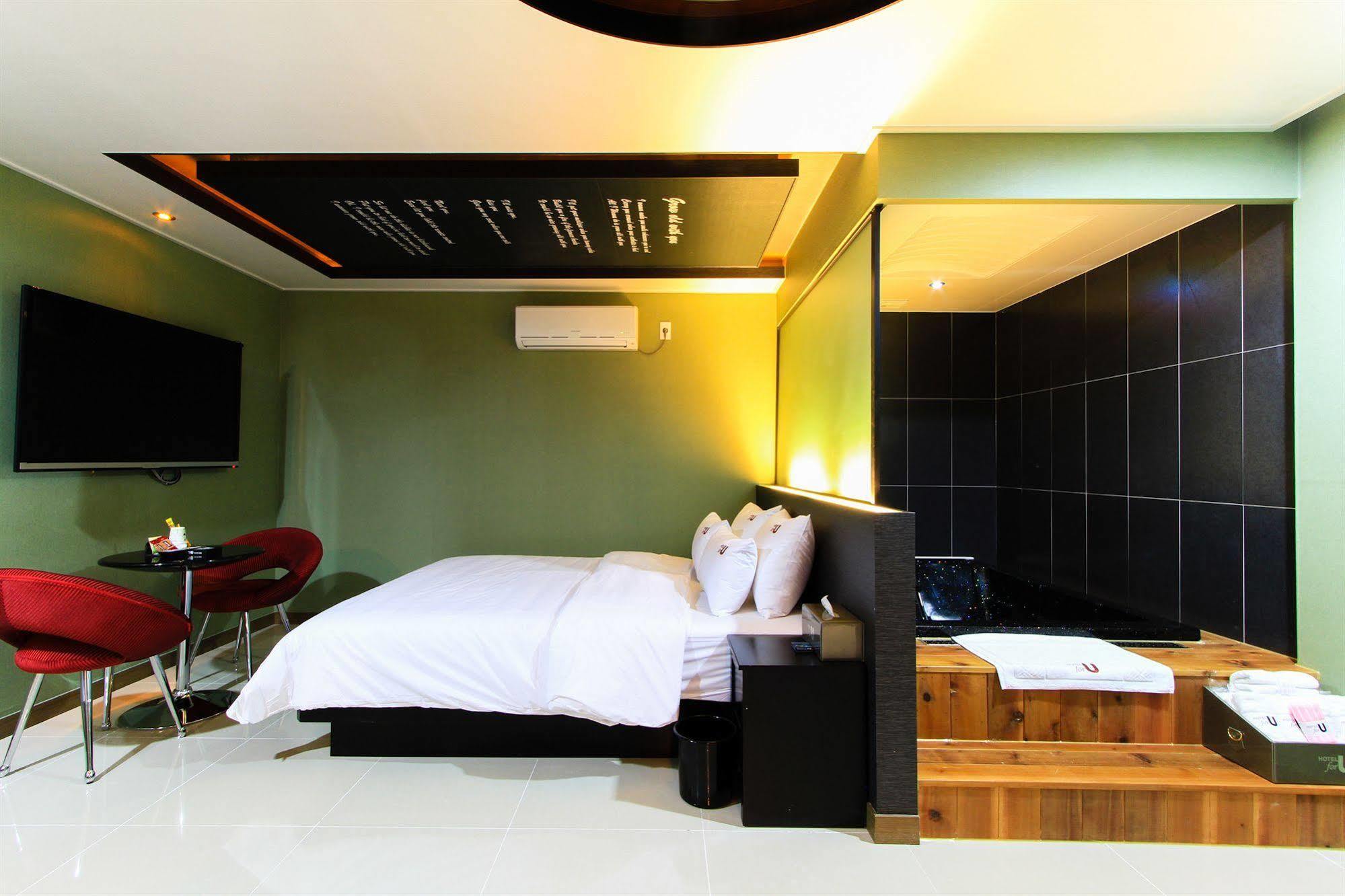 Haeundae Foru Hotel Busan Esterno foto