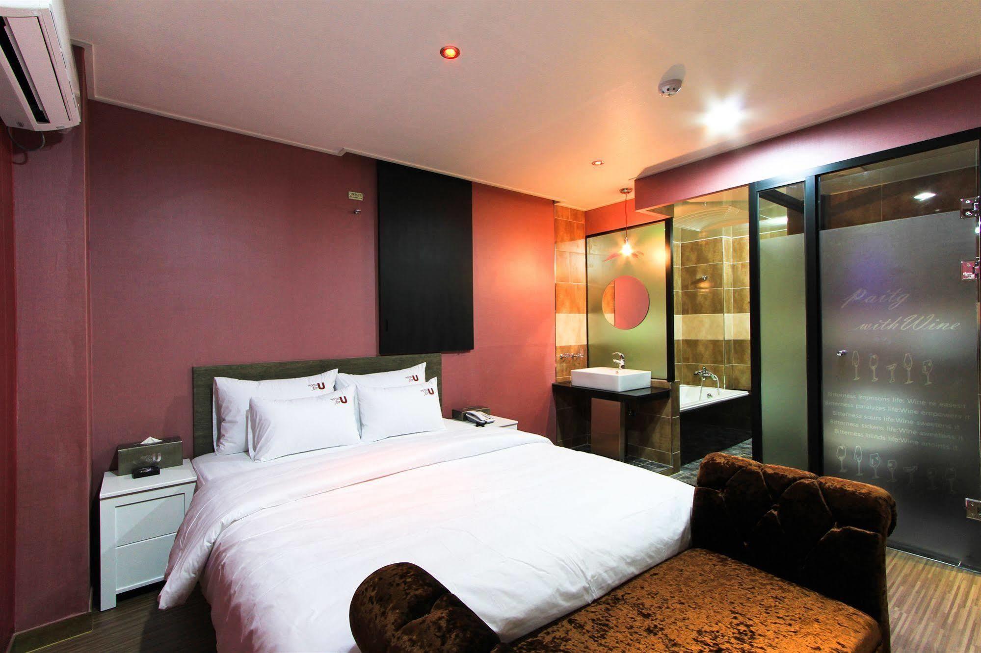 Haeundae Foru Hotel Busan Esterno foto