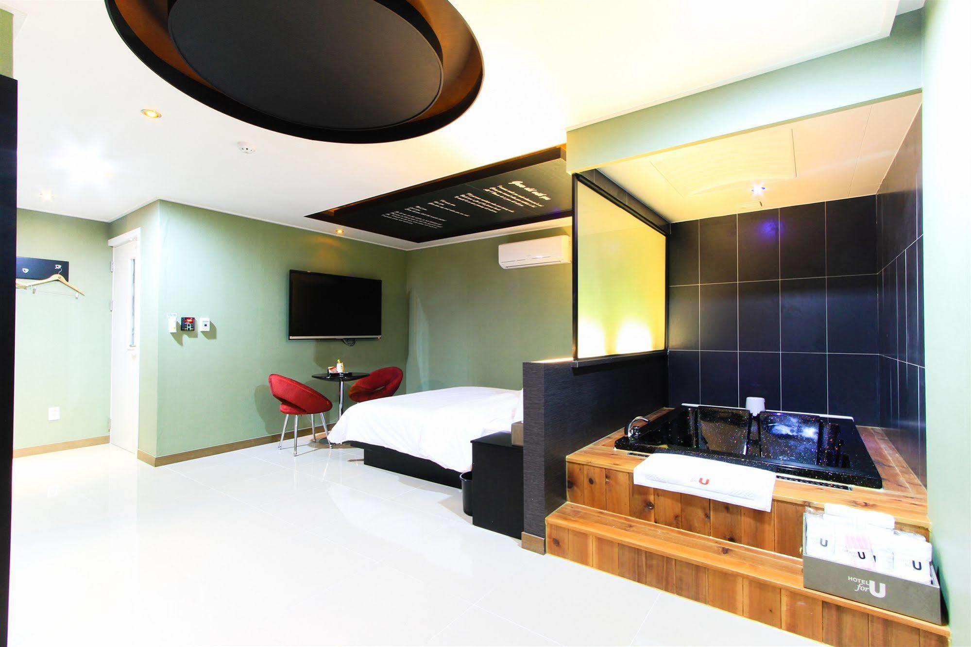 Haeundae Foru Hotel Busan Esterno foto