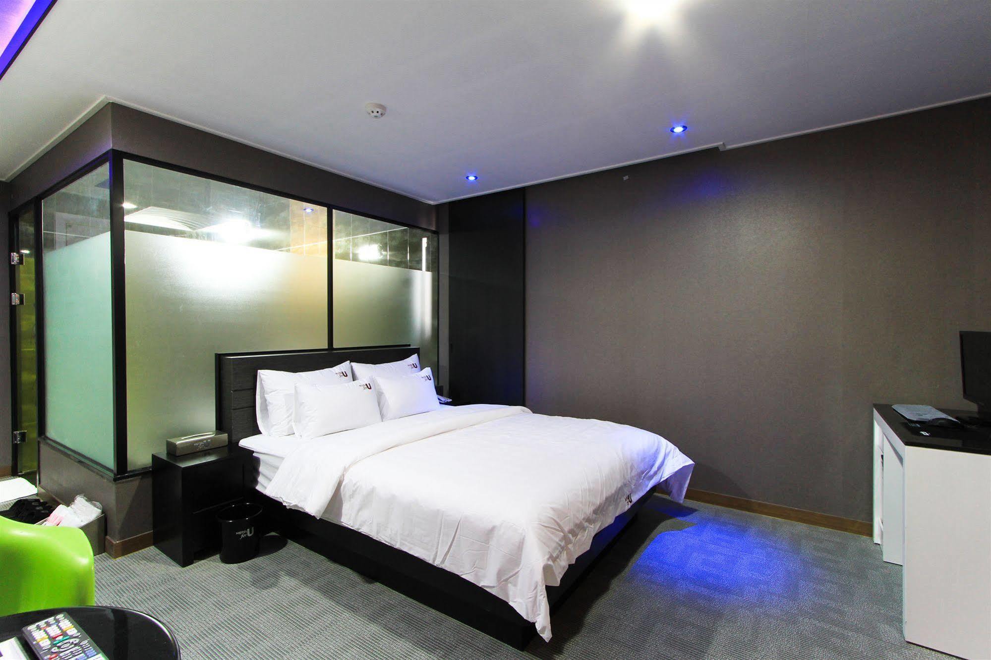 Haeundae Foru Hotel Busan Esterno foto